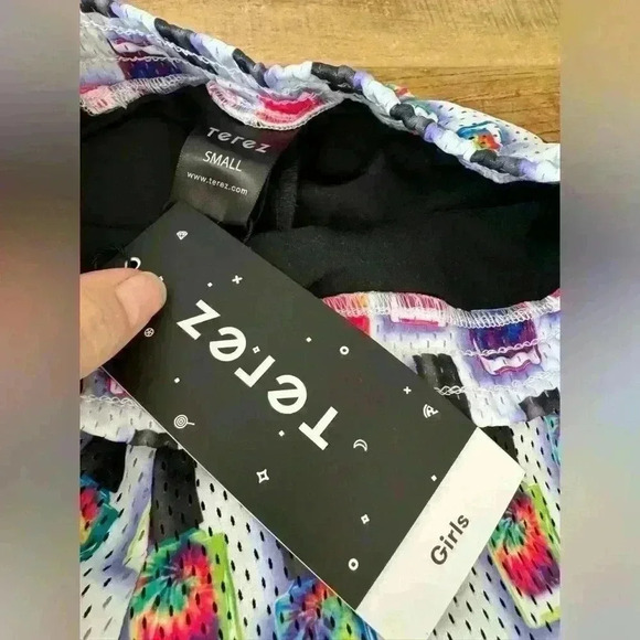 NWT TEREZ Girl's White Mani Athletic Shorts ~ SOOO CUTE! 💅 - Picture 3 of 4